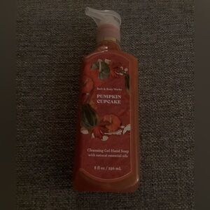 Bath & Body Works Pumpkin Cupcake Gel Hand Soap New